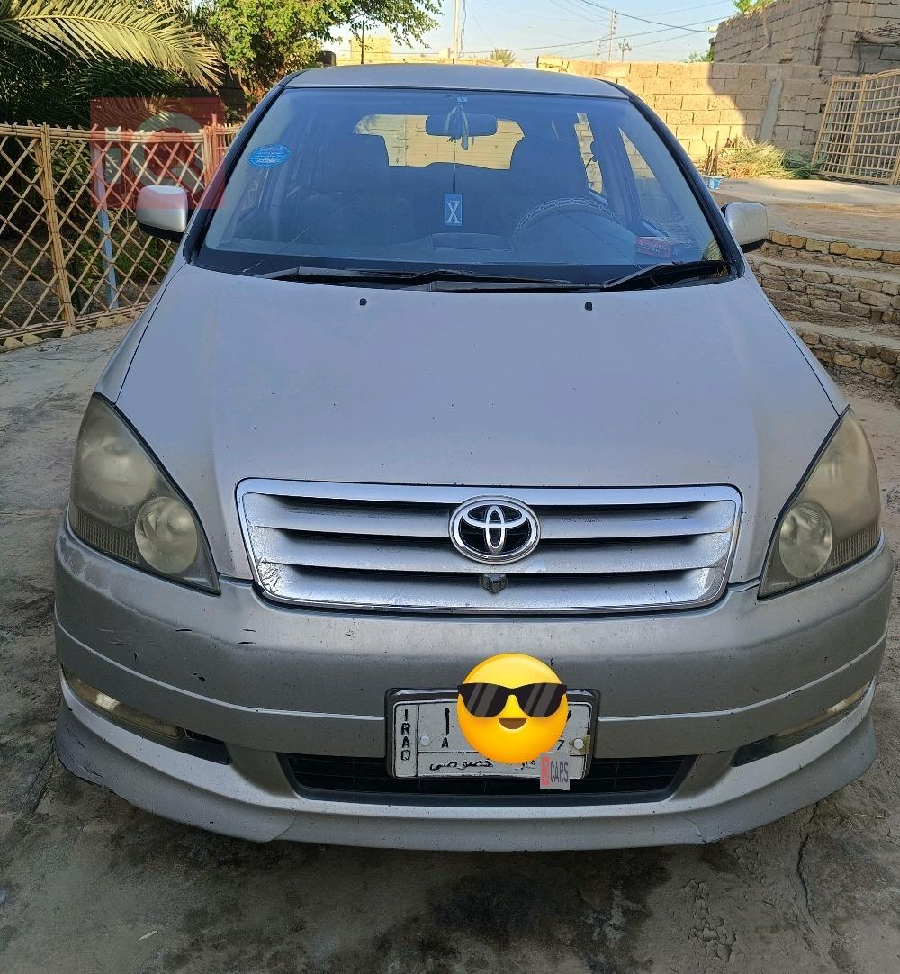 Toyota Ipsum